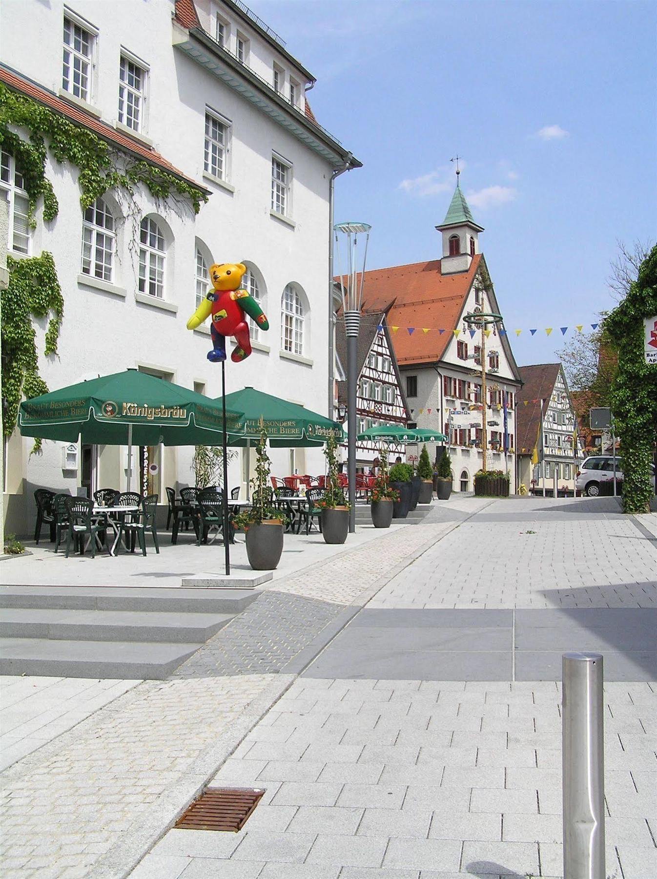 Hotel Und Restaurant Lamm Giengen an der Brenz Exterior photo